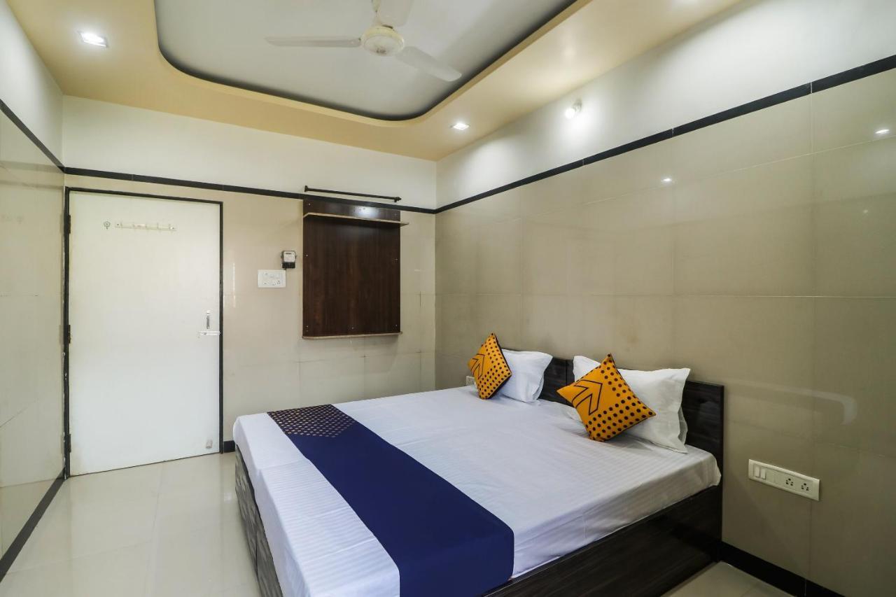 สปอต ออน 65446 โฮเต็ล คิงส์ตัน Hotel Raipur  ภายนอก รูปภาพ