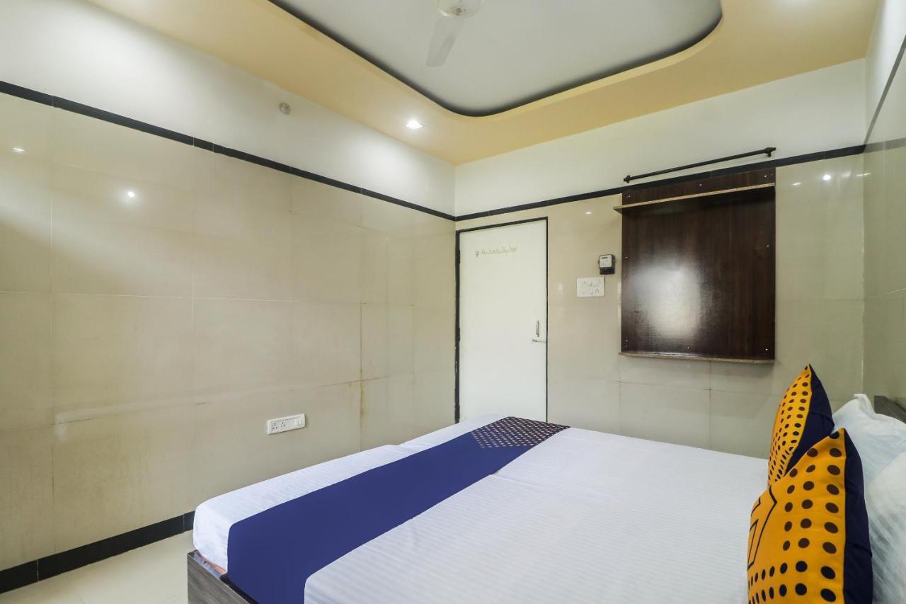 สปอต ออน 65446 โฮเต็ล คิงส์ตัน Hotel Raipur  ภายนอก รูปภาพ