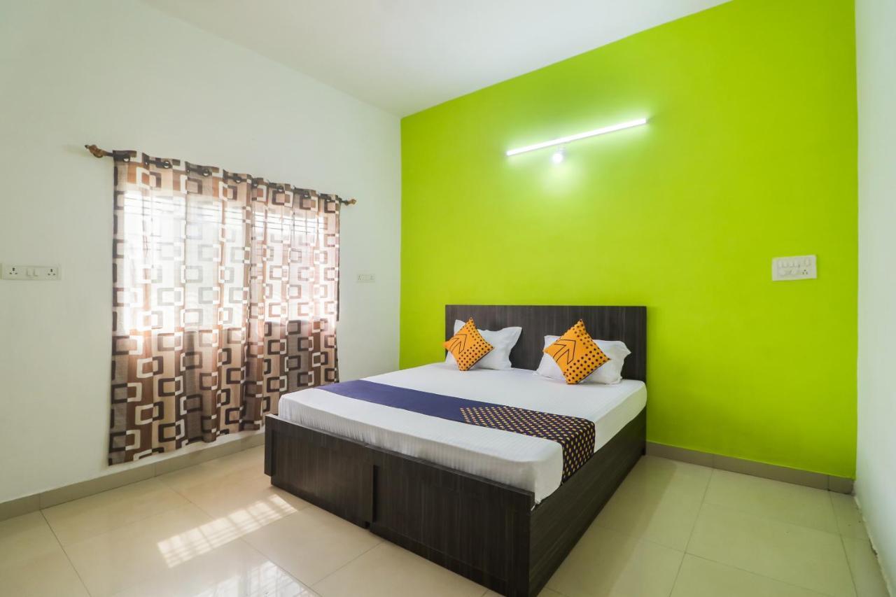 สปอต ออน 65446 โฮเต็ล คิงส์ตัน Hotel Raipur  ภายนอก รูปภาพ