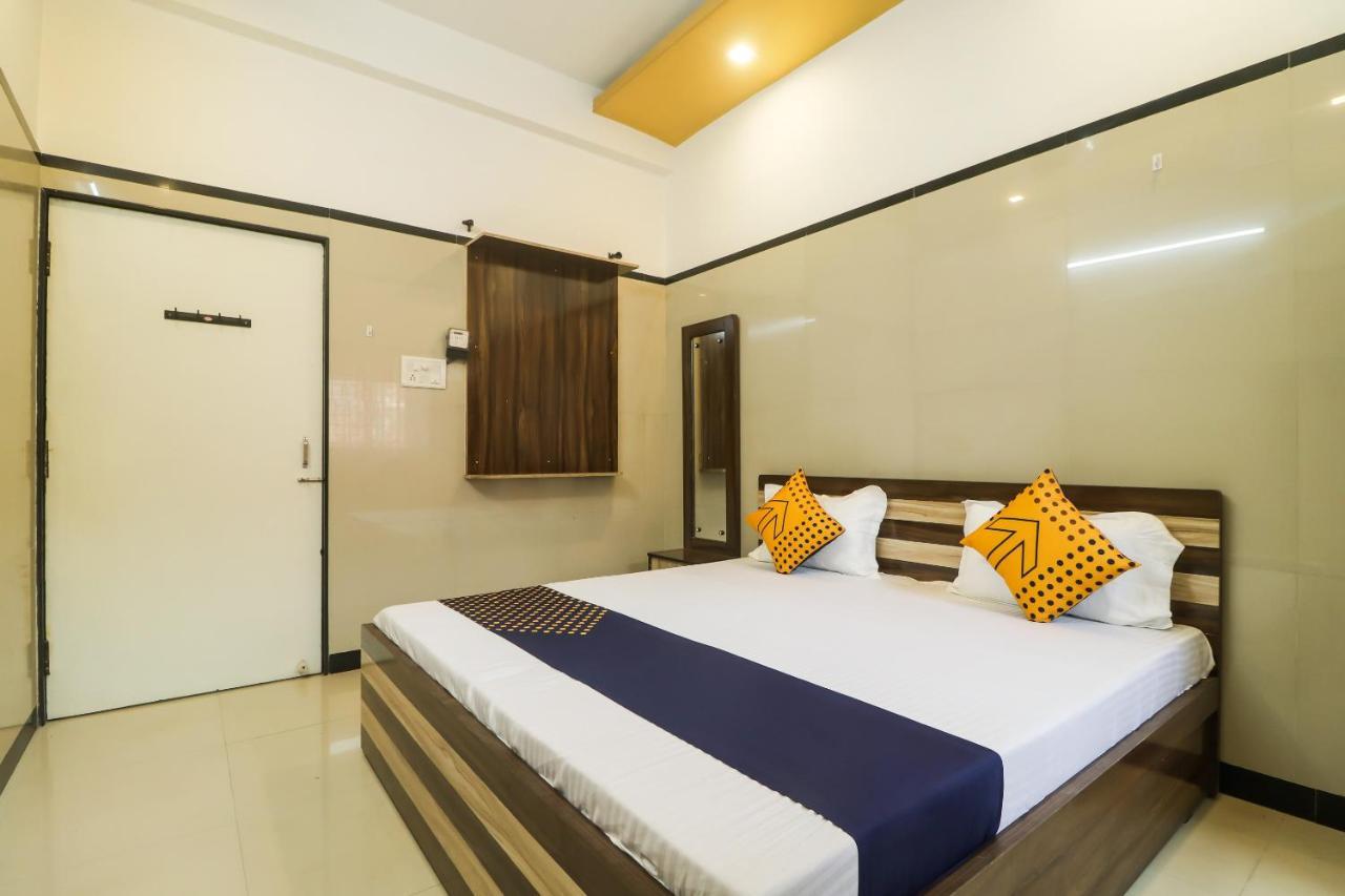 สปอต ออน 65446 โฮเต็ล คิงส์ตัน Hotel Raipur  ภายนอก รูปภาพ